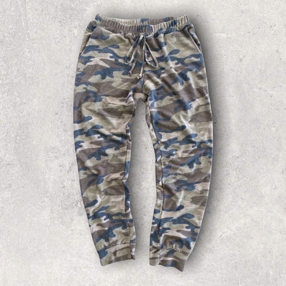 WASABI+MINT French Terry Camo Print Women's Joggers - Picture 1 of 7